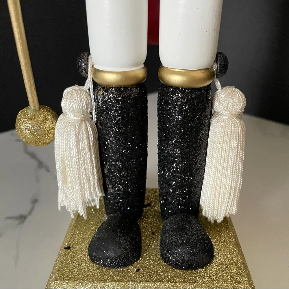 Royal Black & Gold Nutcracker - Hollywood Nutcracker by Kurt Adler